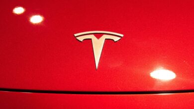 Tesla wants to bring robotaxis to San Francisco. Here’s what’s standing in the way.