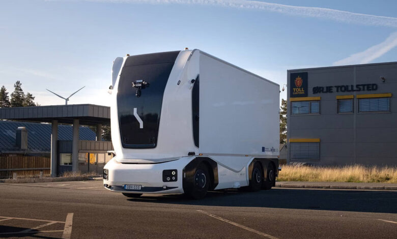 Einride completes autonomous border crossing and customs passing