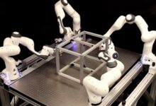 Google DeepMind, Intrinsic build AI for multi-robot planning