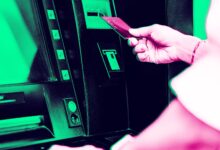 Heroic Gas Station Clerk Realizes Elderly Women Are Being Scammed at the Bitcoin ATM, Unplugs It to Save Them