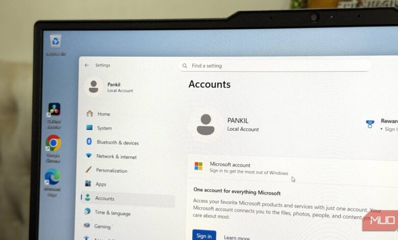 I tried using my Windows PC with a local account but it didn’t last very long