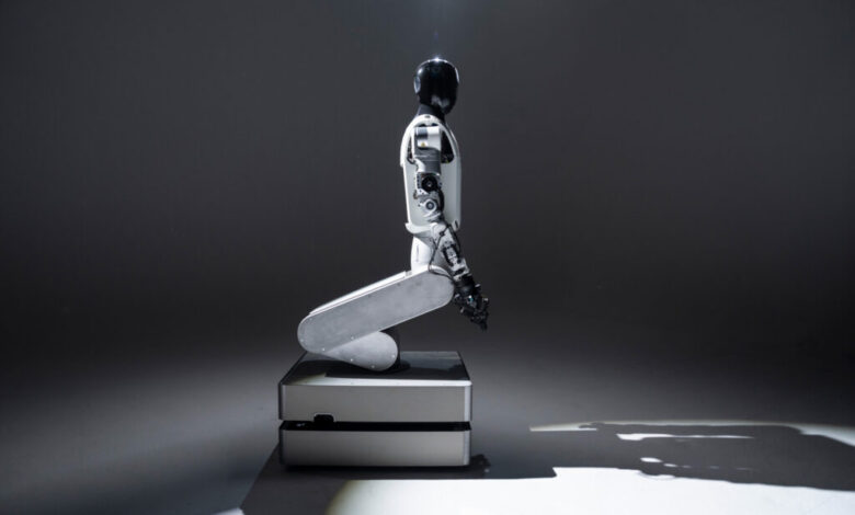 U.K.-based startup Humanoid unveils HMND 01 Alpha mobile manipulator